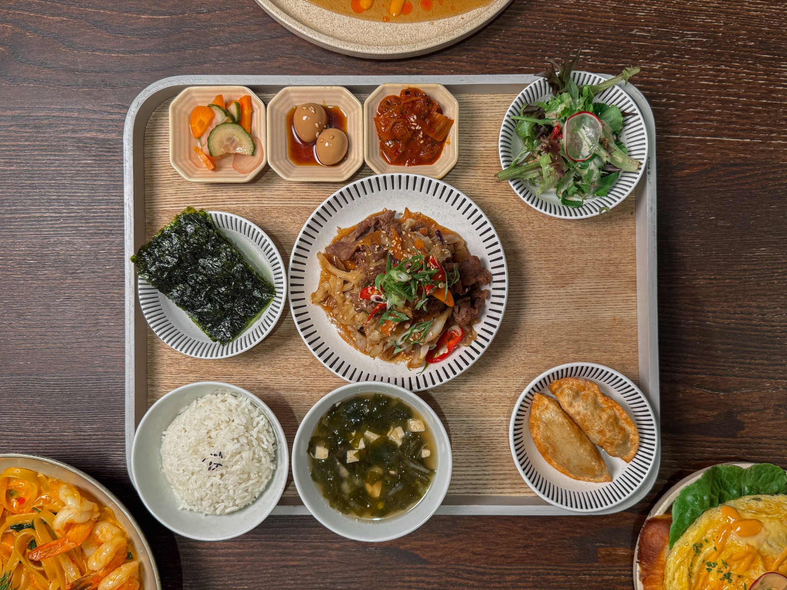 Honeydew Valley Korean set meal